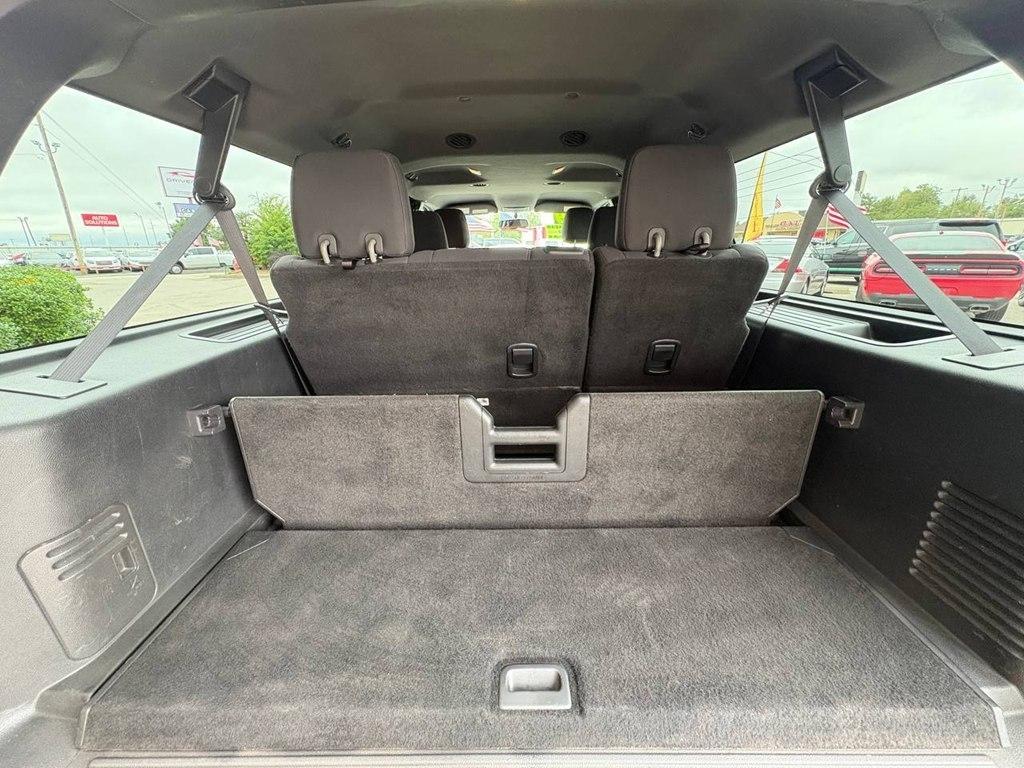 Ford Expedition EL 4WD 4dr XLT 2009