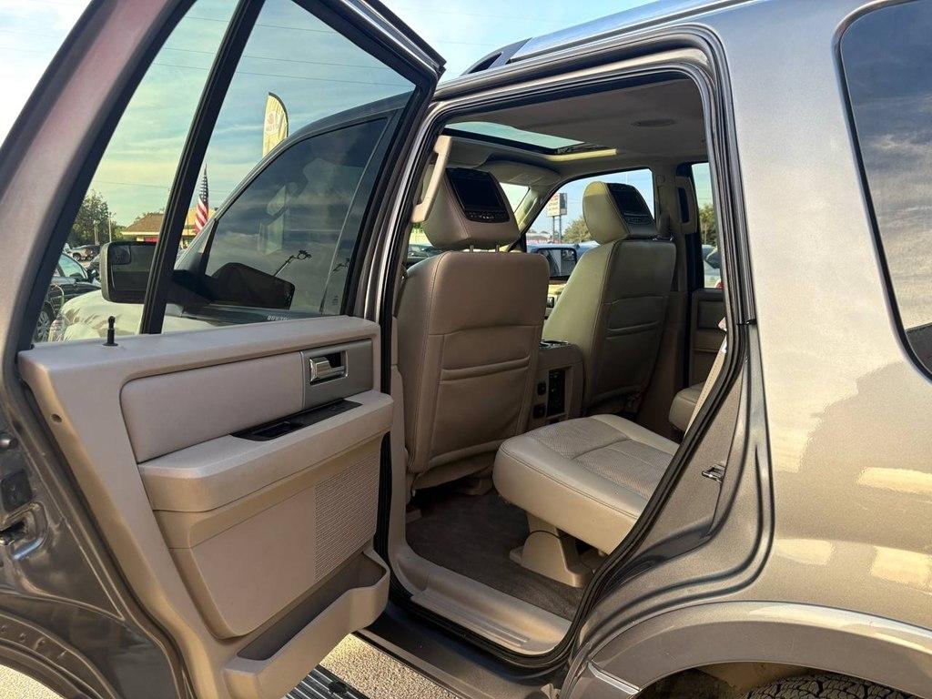 Ford Expedition 4WD 4dr Limited 2013