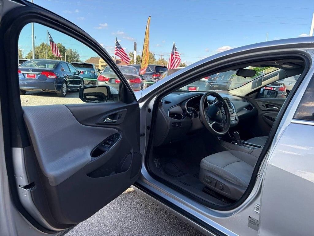 Chevrolet Malibu 4dr Sdn LT w/1LT 2016