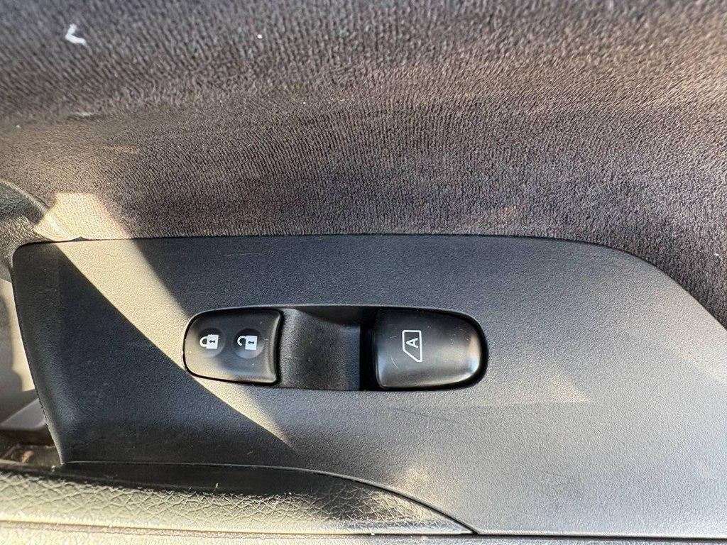 Nissan Altima 4dr Sdn I4 2.5 SV 2013