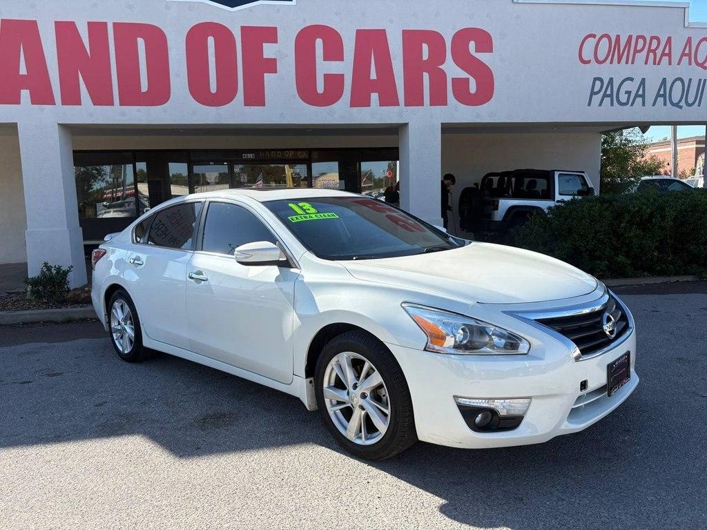 Nissan Altima 4dr Sdn I4 2.5 SV 2013