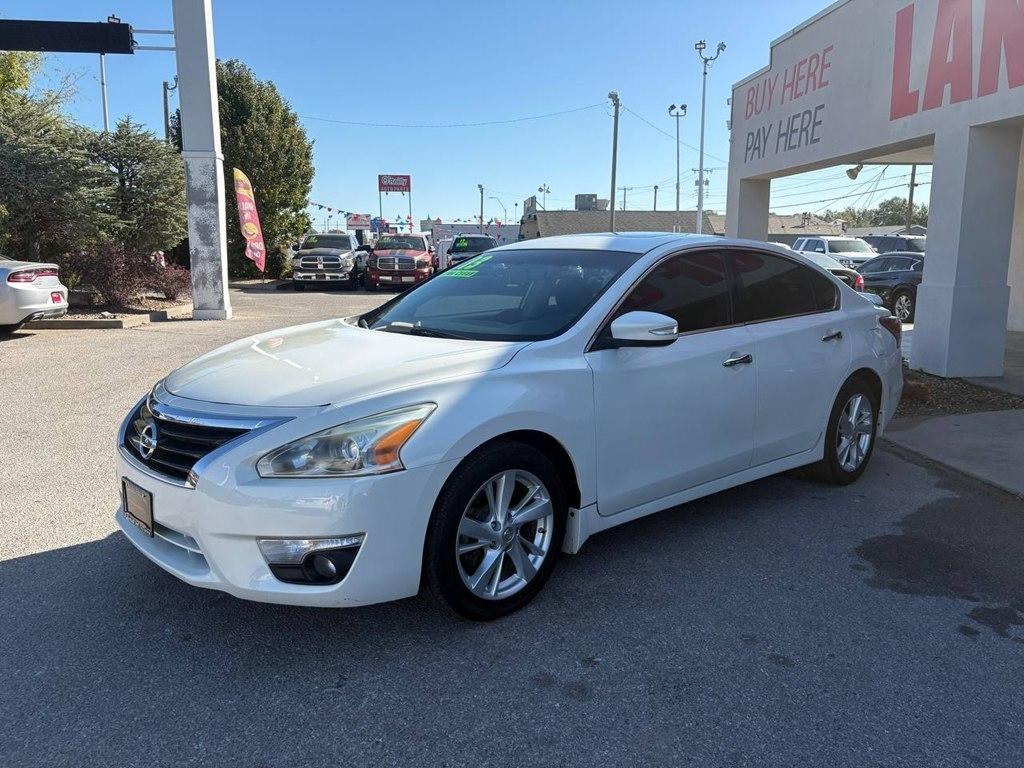 Nissan Altima 4dr Sdn I4 2.5 SV 2013