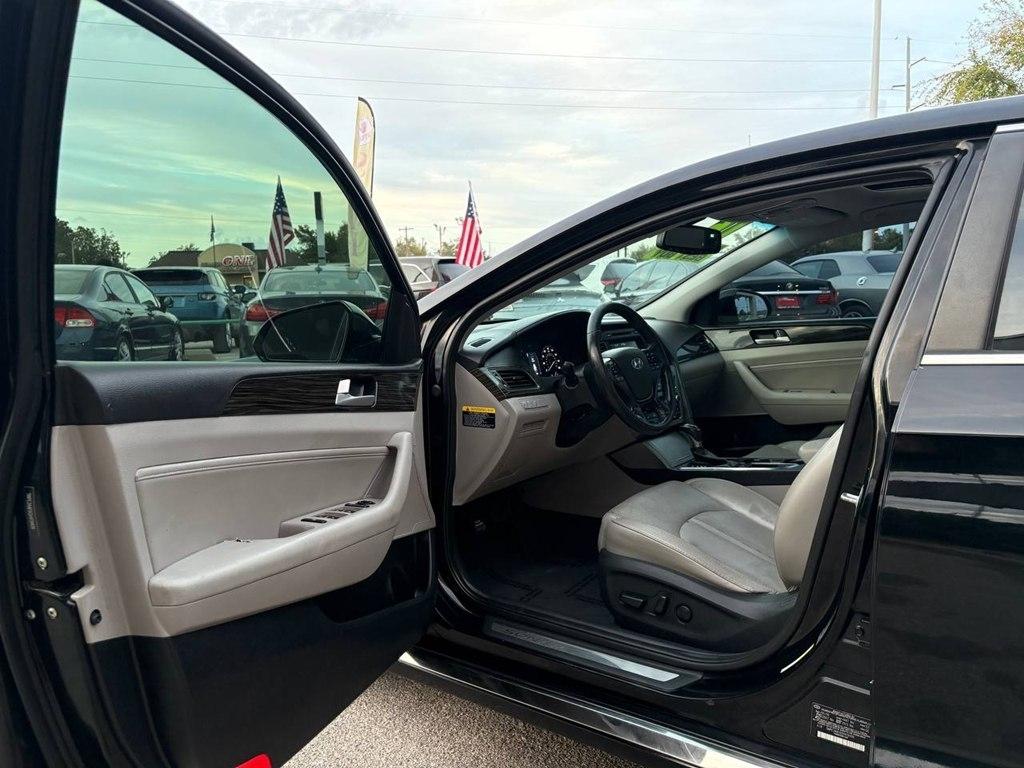 Hyundai Sonata 4dr Sdn 2.4L Limited PZEV 2016