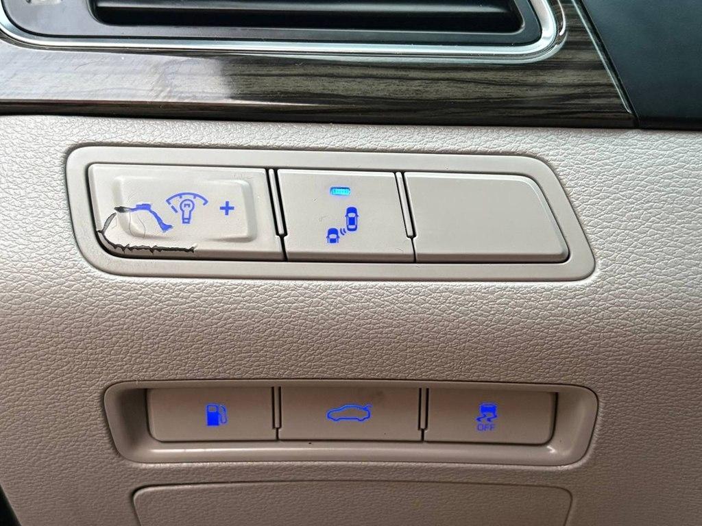 Hyundai Sonata 4dr Sdn 2.4L Limited PZEV 2016