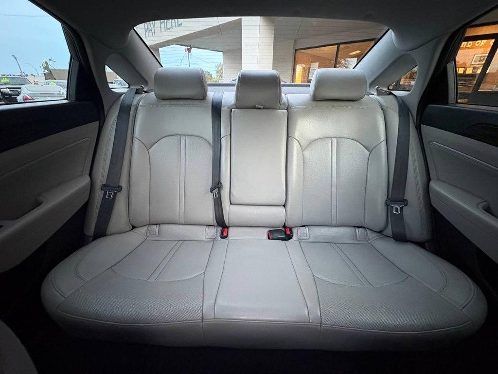 Hyundai Sonata 4dr Sdn 2.4L Limited PZEV 2016