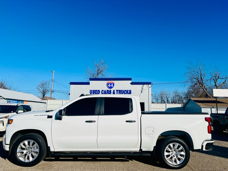 Chevrolet Silverado 1500 Limited Custom Crew Cab Short Box 2WD 2022