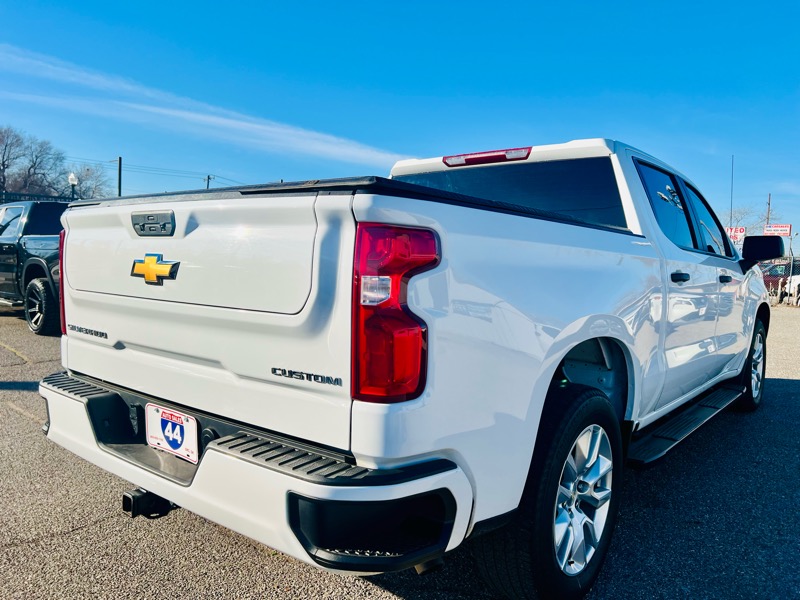Chevrolet Silverado 1500 Limited Custom Crew Cab Short Box 2WD 2022