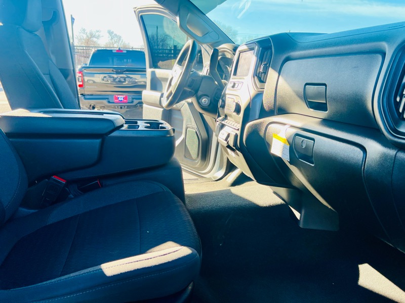 Chevrolet Silverado 1500 Limited Custom Crew Cab Short Box 2WD 2022