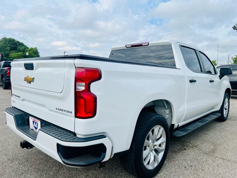 Chevrolet Silverado 1500 Limited Custom Crew Cab Short Box 2WD 2022