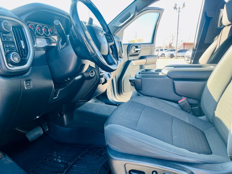 Chevrolet Silverado 1500 LT Crew Cab 4WD 2021