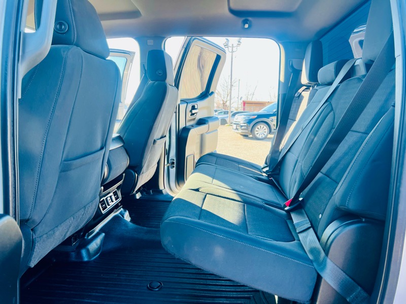 Chevrolet Silverado 1500 LT Crew Cab 4WD 2021