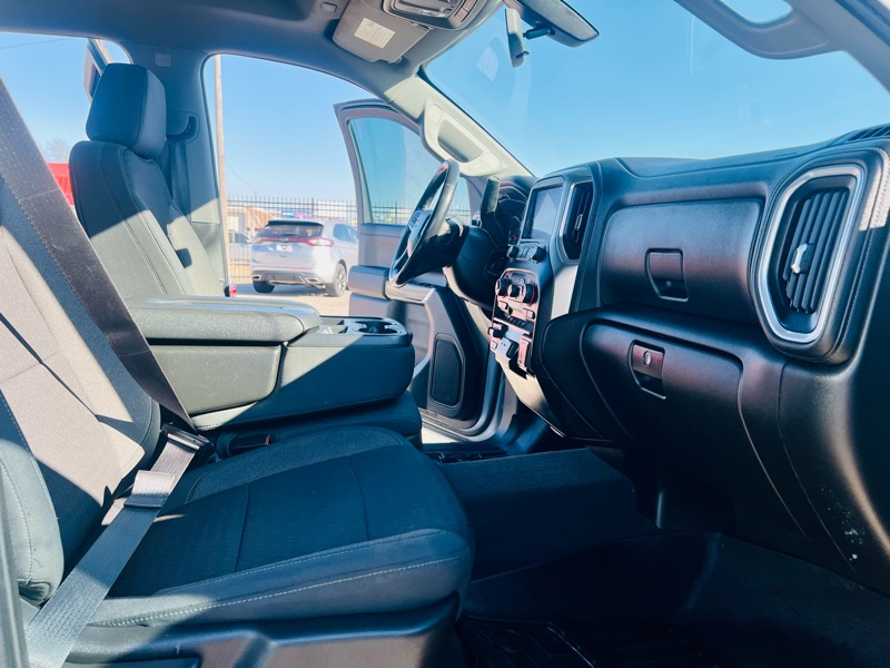 Chevrolet Silverado 1500 LT Crew Cab 4WD 2021