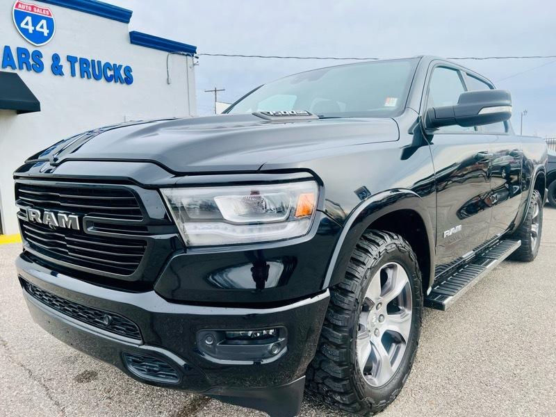 RAM 1500 Laramie Crew Cab SWB 2WD 2019