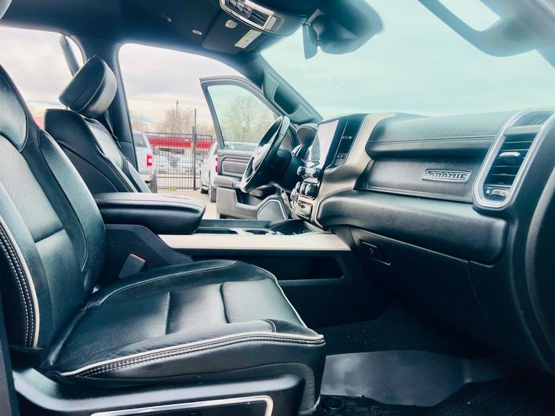 RAM 1500 Laramie Crew Cab SWB 2WD 2019