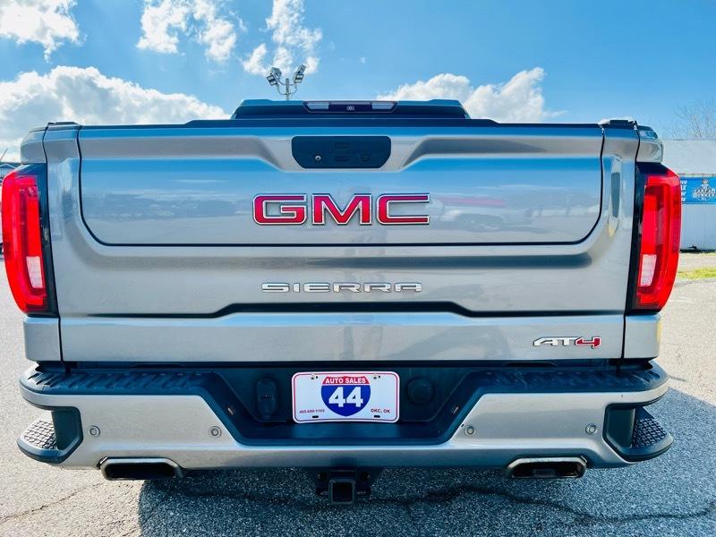 GMC Sierra 1500 AT4 Crew Cab Long Box 4WD 2019