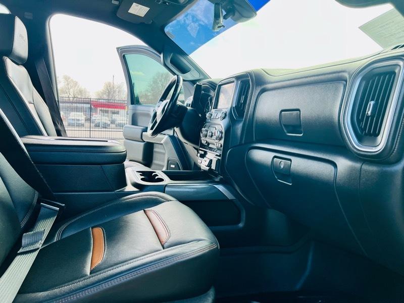 GMC Sierra 1500 AT4 Crew Cab Long Box 4WD 2019