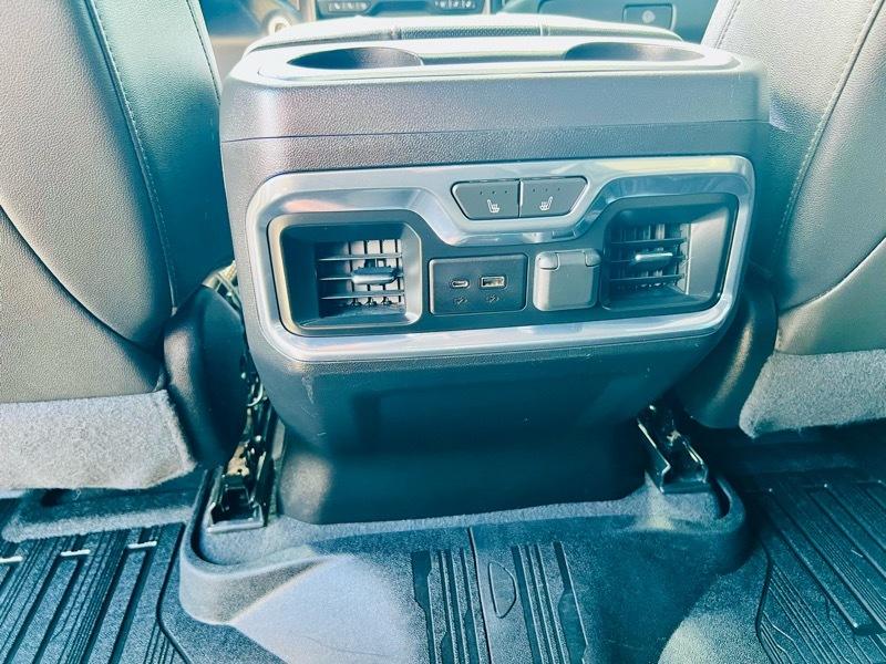 GMC Sierra 1500 AT4 Crew Cab Long Box 4WD 2019