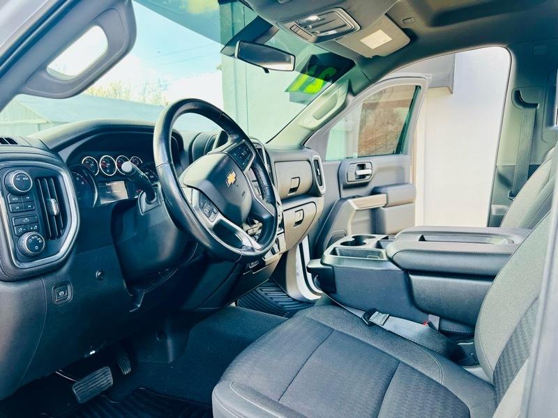 Chevrolet Silverado 1500 LT Crew Cab 4WD 2021