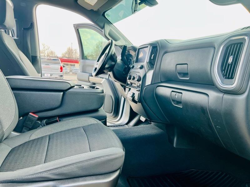 Chevrolet Silverado 1500 LT Crew Cab 4WD 2021