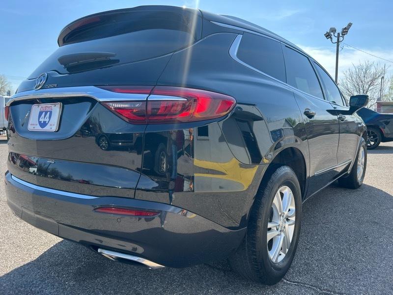 Buick Enclave Essence FWD 2020