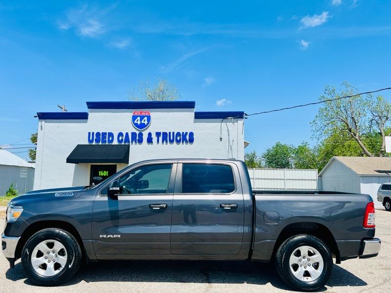 RAM 1500 Big Horn Crew Cab SWB 2WD 2021