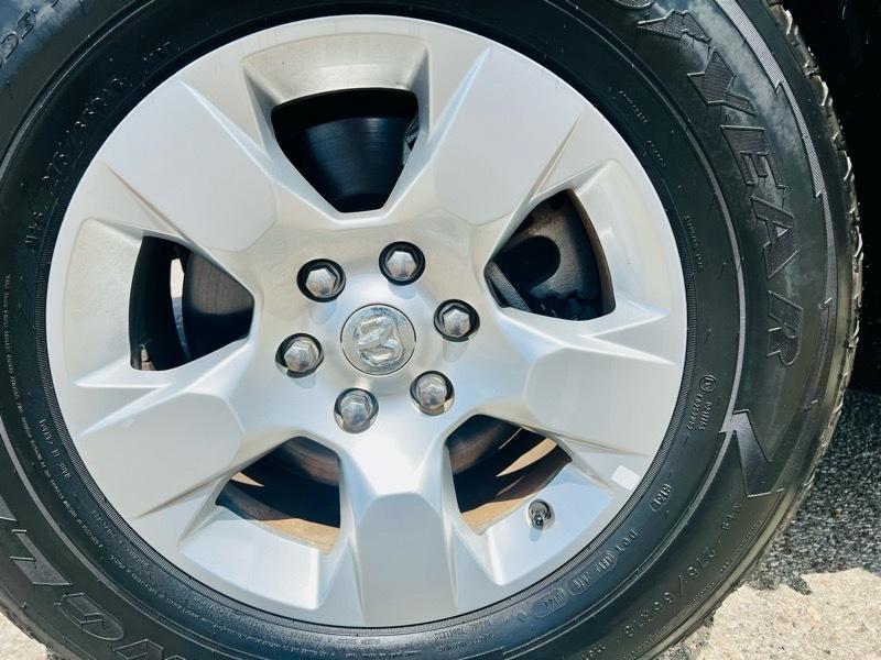 RAM 1500 Big Horn Crew Cab SWB 2WD 2021