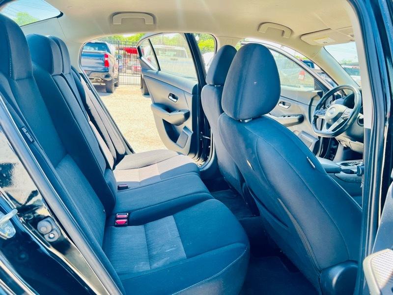 Nissan Sentra SV 2022