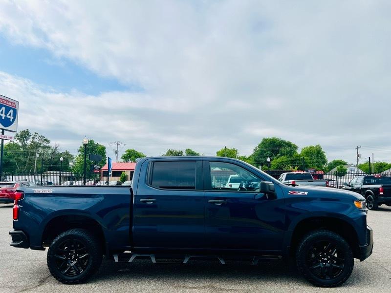 Chevrolet Silverado 1500 4WD Crew Cab 147" LT Trail Boss 2021