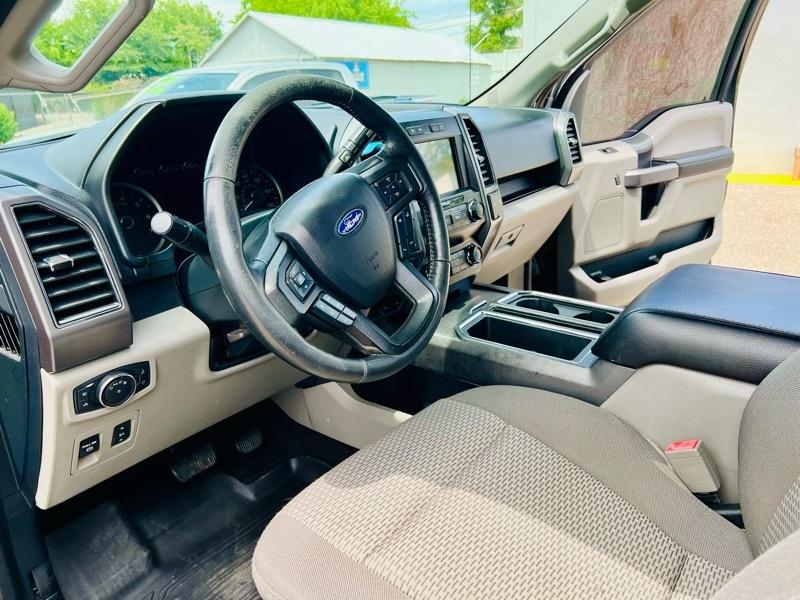 Ford F-150 XLT 4WD 2019