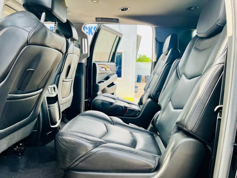 Cadillac Escalade ESV 2WD Luxury 2018