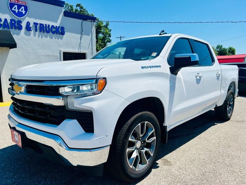 Chevrolet Silverado 1500 LT Crew Cab 2WD 2023