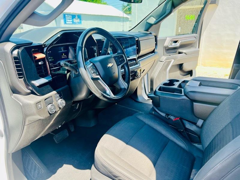 Chevrolet Silverado 1500 LT Crew Cab 2WD 2023