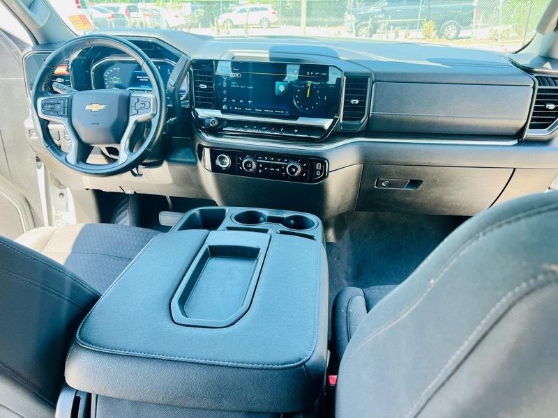 Chevrolet Silverado 1500 LT Crew Cab 2WD 2023