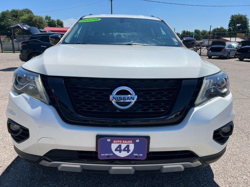 Nissan Pathfinder SV 2020