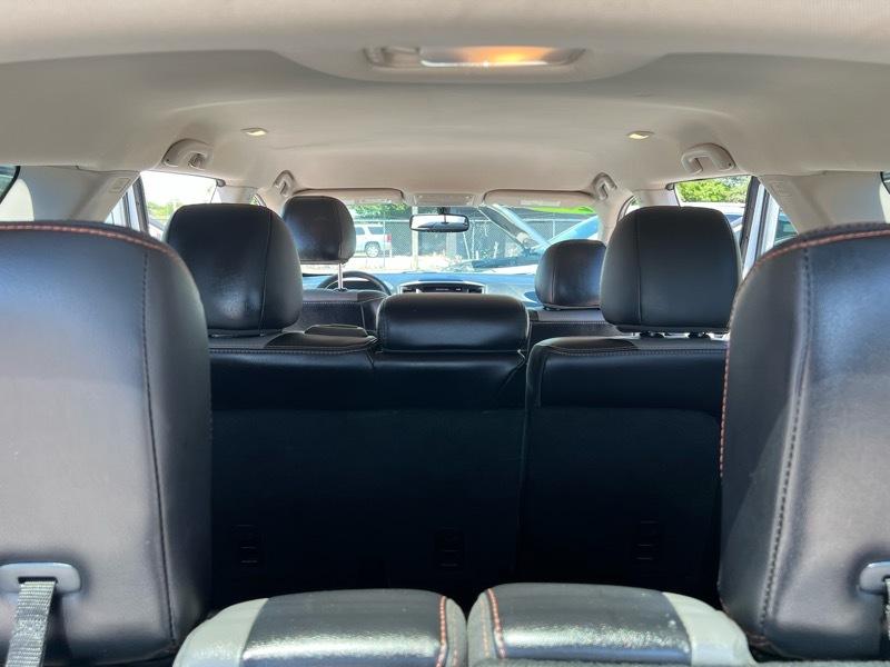 Nissan Pathfinder SV 2020
