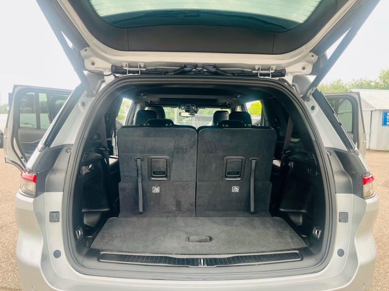 Jeep Grand Cherokee L Laredo 4WD 2023