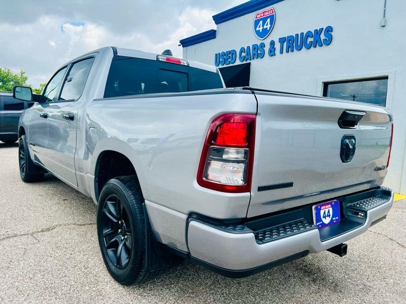 RAM 1500 Big Horn Crew Cab SWB 4WD 2023