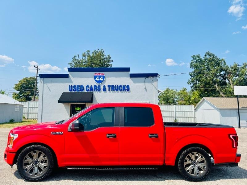 Ford F-150 2WD SuperCrew 145" STX 2020