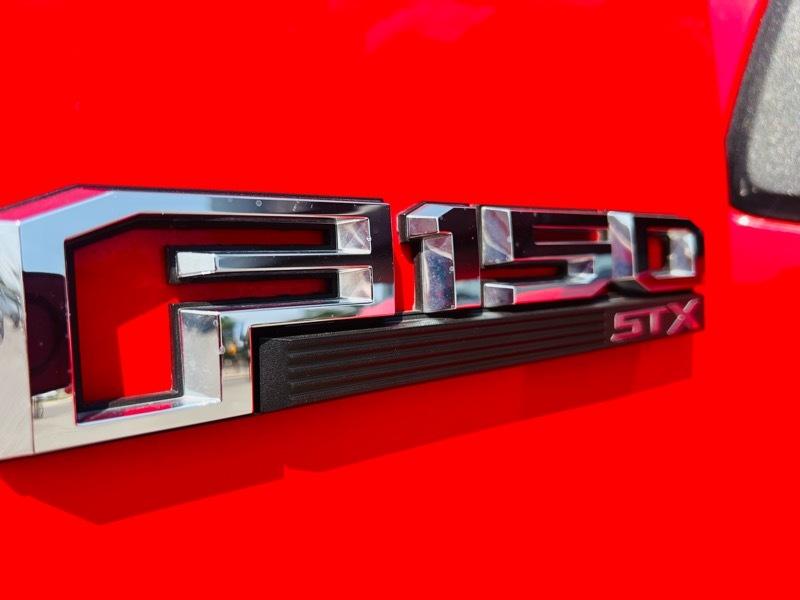 Ford F-150 2WD SuperCrew 145" STX 2020