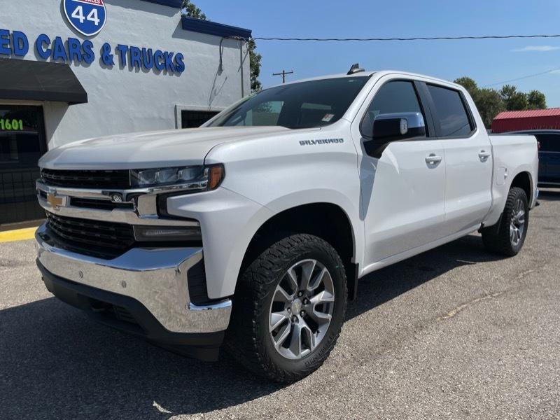 Chevrolet Silverado 1500 LT Crew Cab 2WD 2020