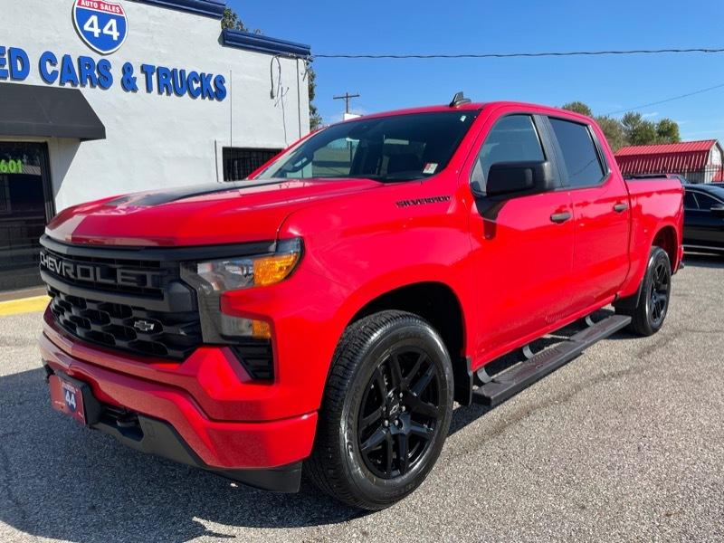 Chevrolet Silverado 1500 Custom Crew Cab 2WD 2023