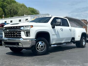2022 Chevrolet Silverado 3500HD 4WD Crew Cab 172" LTZ