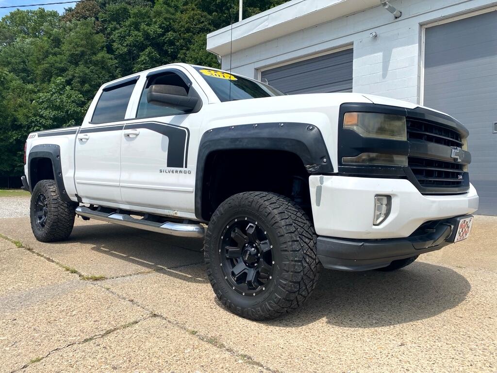 2017 Chevrolet Silverado 1500 photo 2