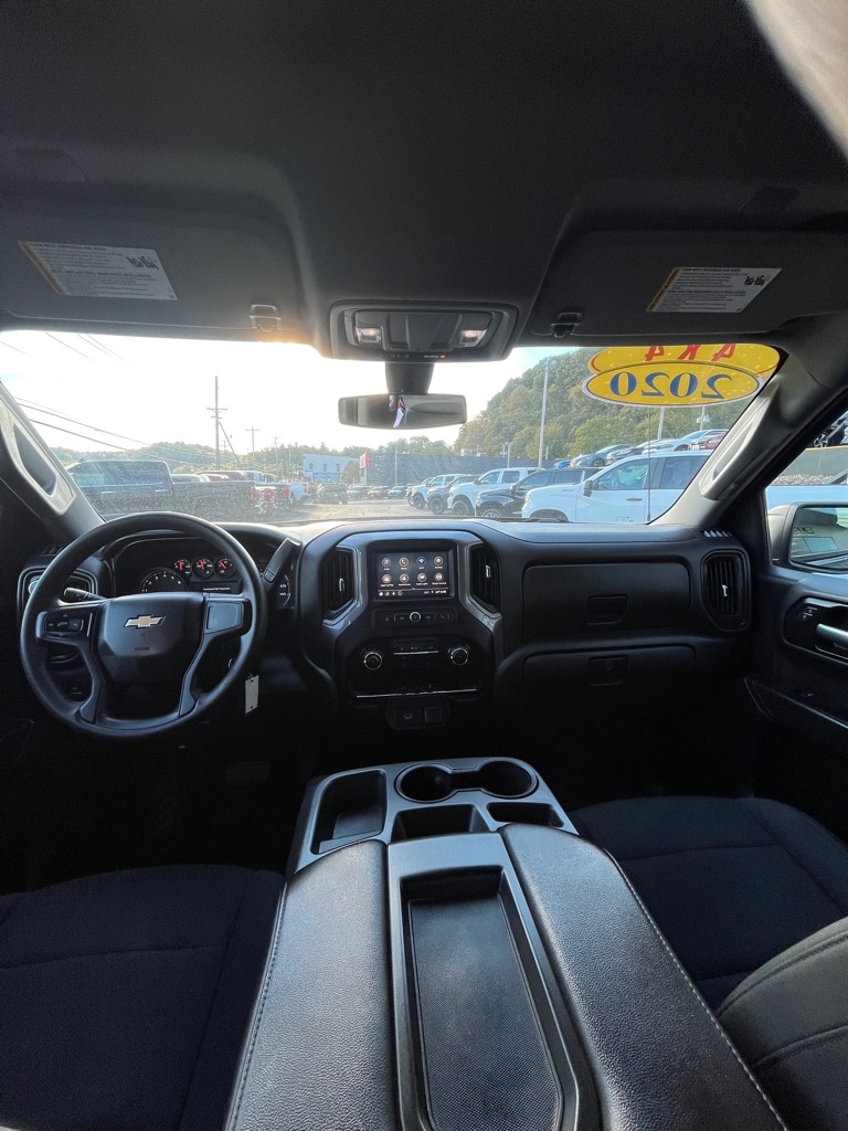 Chevrolet Silverado 1500 4WD Crew Cab 147" Custom 2020