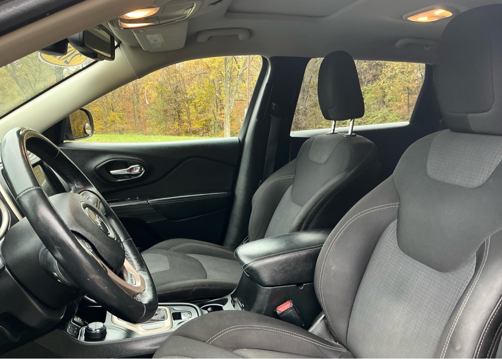 Jeep Cherokee 4WD 4dr Latitude 2015