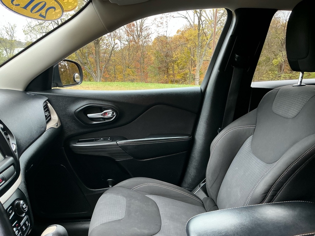 Jeep Cherokee 4WD 4dr Latitude 2015