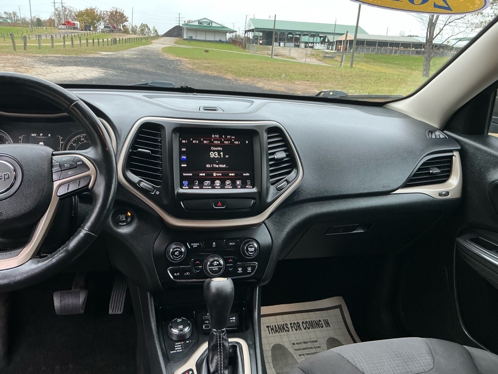 Jeep Cherokee 4WD 4dr Latitude 2015