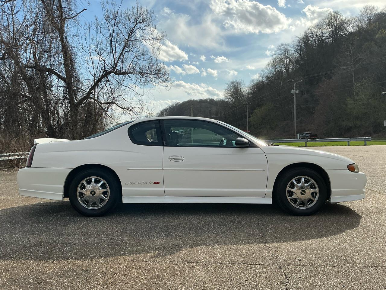 Chevrolet Monte Carlo 2dr Cpe SS 2002