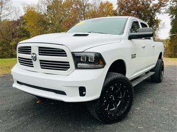 2015 RAM 1500 4WD Crew Cab 149" Sport