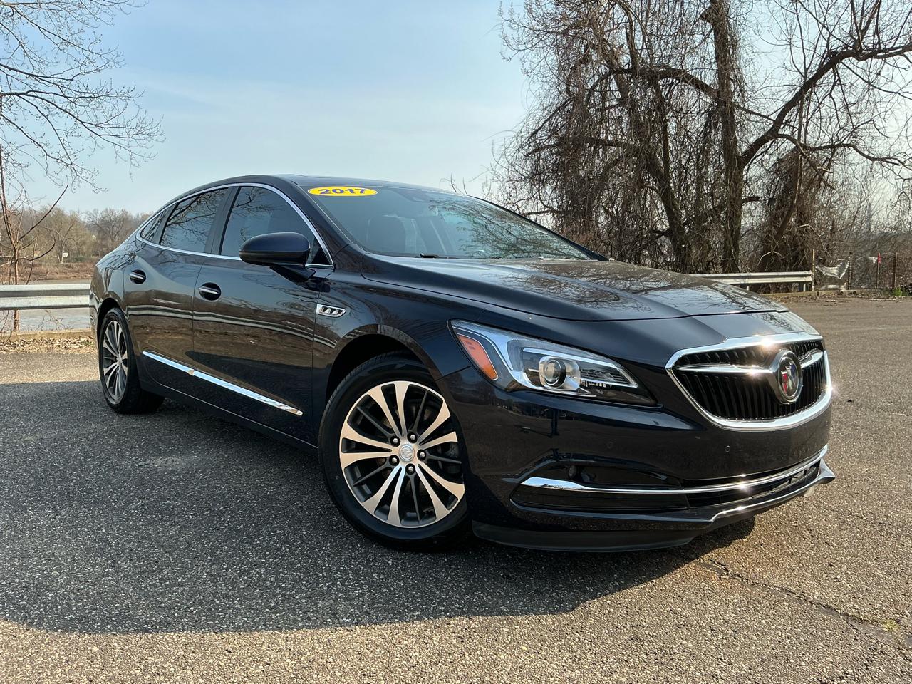 Buick LaCrosse 4dr Sdn Premium FWD 2017